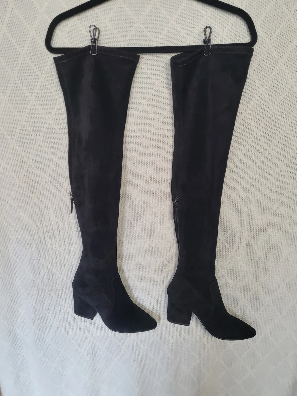 Vero Cuoio Chic Black Suede Over-the-Knee Boots – (Size 240 / US 7–7.5